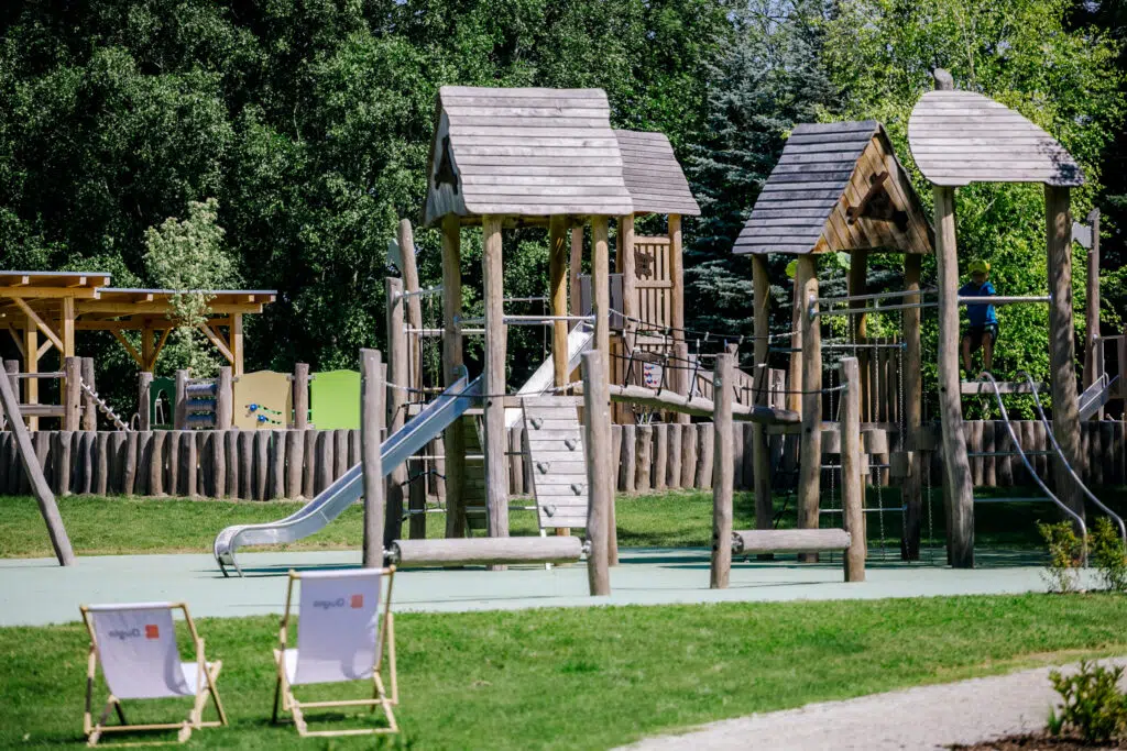 ROBINIA PLAY 8177 8149 photo Poland Przelewice Buglo 1