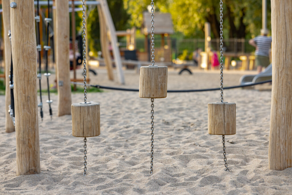 Robinia Play details photo 6