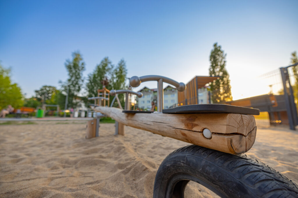 Robinia Play details photo 9